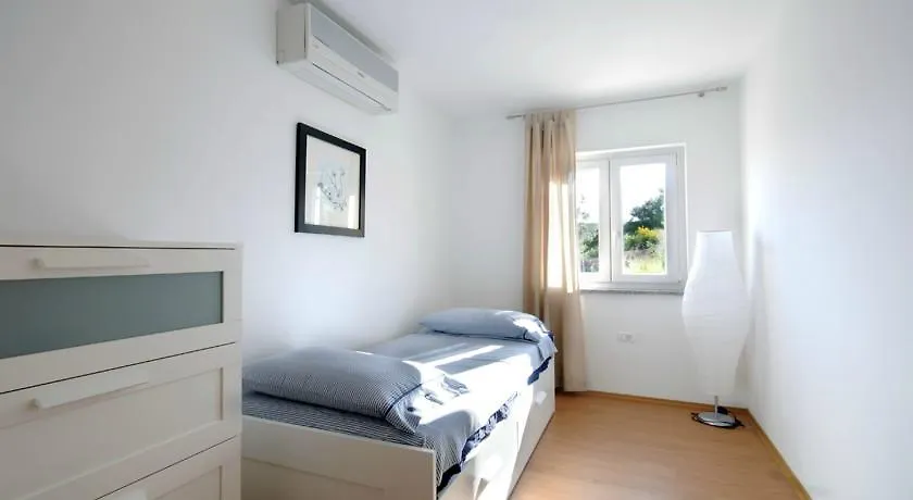 Apartment Karla Kavran 0*,  Kroatien